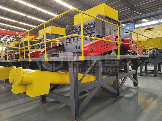 木材粉碎機產(chǎn)量和物料之間的關(guān)