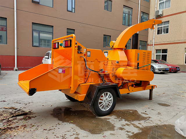 園林樹枝粉碎機被廣泛應用于處理園林廢棄物